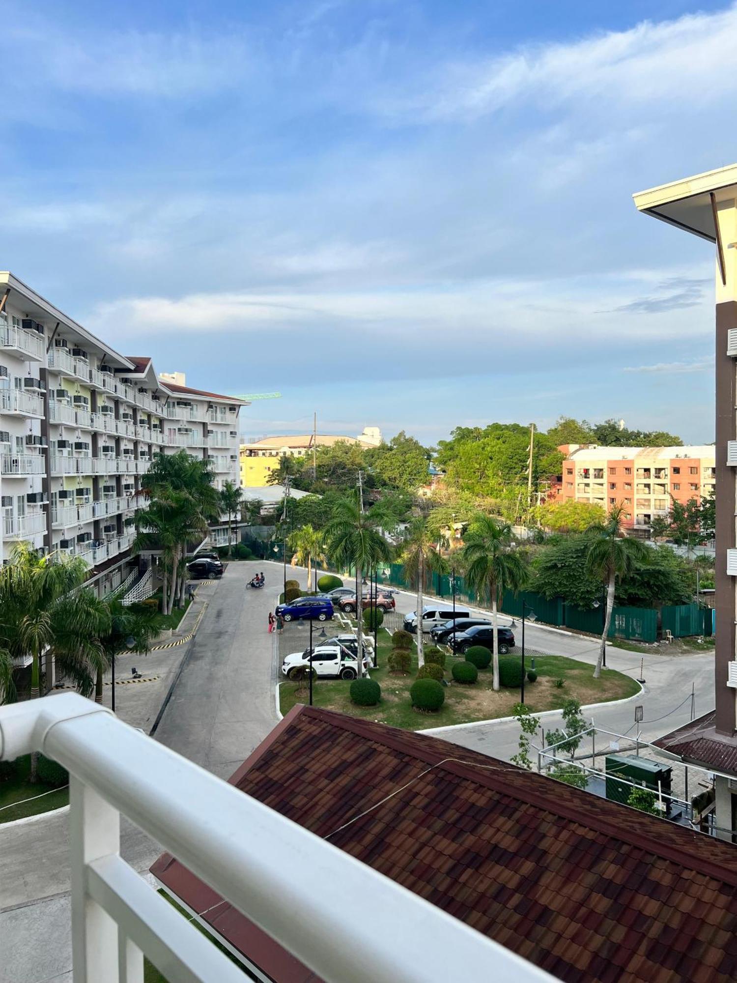 Vp - Amani Grand Resort Residences, 03 Minutes Away From Mactan Airport - Bldg B - Unit 522 Lapu-Lapu City Exteriér fotografie